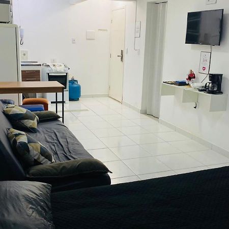 Apartamento Kit Net Pe Na Areia Прая-Гранді Екстер'єр фото